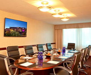 Crown Plaza Boston-Woburn Conference Room